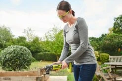 Ryobi R18MT-0 ONE+ 18V Li-Ion Accu Multitool Body Incl. Accessoires - 5133002466 -Beste Gereedschaps Winkel 13f49471735e5d81a0ba2ee60f65d1d9