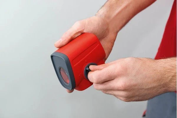 Sola Smart Kruislijnlaser In Koffer - 2 Lijnen - 10m - 71013401 7 Sola Smart Kruislijnlaser In Koffer - 2 Lijnen - 10m - 71013401 - Afbeelding 5