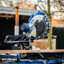 Hyundai 56256 Radiaal Afkortzaag - 1800W - 305mm (2x 45°) 23 Hyundai 56256 Radiaal Afkortzaag - 1800W - 305mm (2x 45°) -Beste Gereedschaps Winkel 1f06fd6f1efac1d121ec3c893cb9bd97