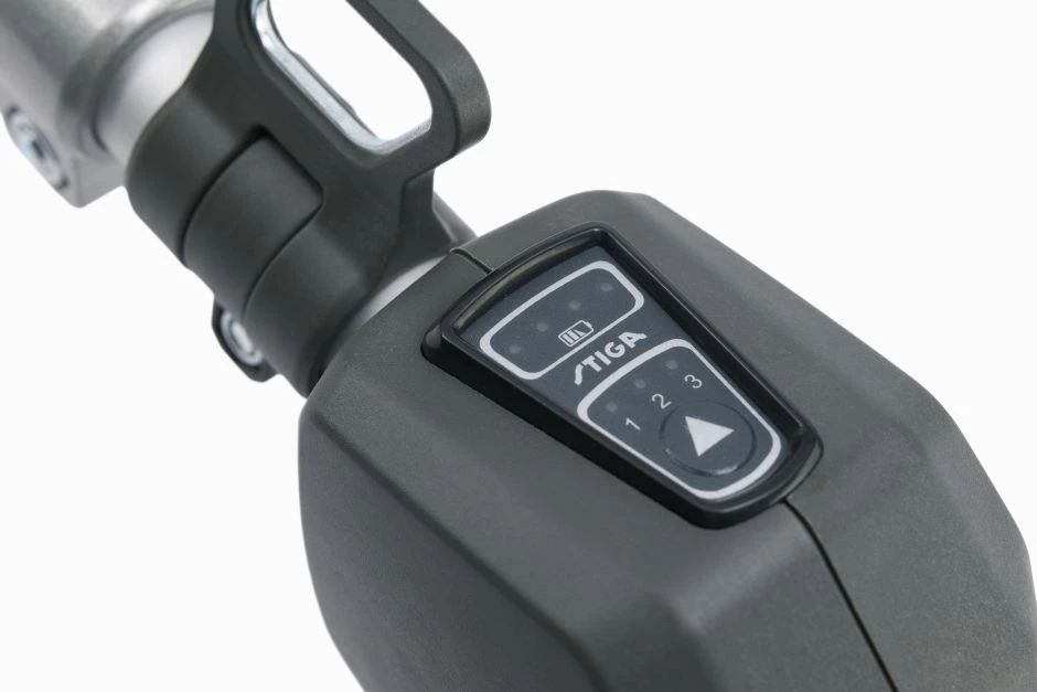 Stiga PH 900e Accu Heggenschaar Body Op Steel - 50cm - 34mm - Telescopisch 11 Stiga PH 900e Accu Heggenschaar Body Op Steel - 50cm - 34mm - Telescopisch - Afbeelding 9