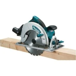 Makita 5008MG Cirkelzaag - 1800W - 210mm -Beste Gereedschaps Winkel 4b015d5c48c8e7a717b239270cfd04fa