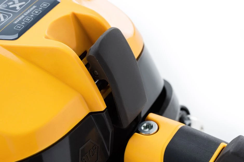 Stiga CS 545 (16") Benzine Kettingzaag - 46,5cc - 2kW - 2-takt - 45cm - 23,1m/sec 13 Stiga CS 545 (16") Benzine Kettingzaag - 46,5cc - 2kW - 2-takt - 45cm - 23,1m/sec - Afbeelding 11