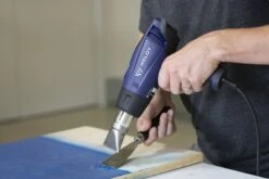 Weldy HG 330-B Heteluchtpistool Car Wrapping Kit - 1600W 16 Weldy HG 330-B Heteluchtpistool Car Wrapping Kit - 1600W -Beste Gereedschaps Winkel 7b3ecd089d90841581cde1ec954ab27a