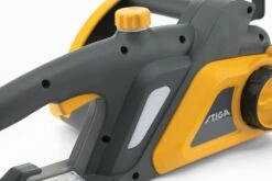 Stiga CS 122c (16") Elektrische Kettingzaag - 2,2kW - 40cm - 11m/sec -Beste Gereedschaps Winkel 937cd6328edf2509305fa1f68732217b