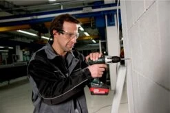 Metabo Combo Set 2.4.2 18V Accu Combiset In MetaBox -Beste Gereedschaps Winkel 9c184645a9e318f603761a0e0ac23a9f