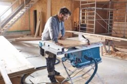 Bosch GTS 635-216 Zaagtafel + Onderstel GTA 560 - 1600W - 216 X 30mm - 0601B42001 -Beste Gereedschaps Winkel a05a772aea023a51ca86753e130b9e9e