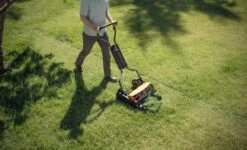 Fiskars StaySharp Max Set Grasmaaier Incl. Grasopvangbak - 46cm - 1001658 -Beste Gereedschaps Winkel a0646e6392a16557b9fbe9649308e78e