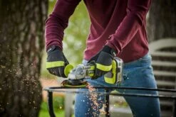 Ryobi R18AG7-0 ONE+ 18V Li-Ion Accu Haakse Slijper Body - 125mm - Koolborstelloos - 5133002852 -Beste Gereedschaps Winkel a4e0b4e9ab161080d8d2a85b9cbe8456