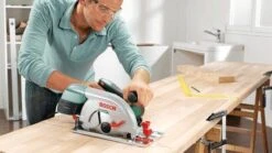 Bosch PKS 66 AF Cirkelzaag Met Geleiderail - 1600W - 0603502000 -Beste Gereedschaps Winkel c1249c41cc73eb9e27452b8af1ddd1c3