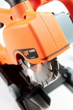 Spit D90 Sleuvenzaagmachine Set In Koffer - 2500W -150 Mm - Incl. 2 Diamantschijven - 811245 14 Spit D90 Sleuvenzaagmachine Set In Koffer - 2500W -150 Mm - Incl. 2 Diamantschijven - 811245 -Beste Gereedschaps Winkel da75347a0bd95098a5d9285e5d3db006