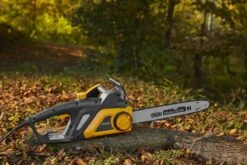 Stiga CS 122c (16") Elektrische Kettingzaag - 2,2kW - 40cm - 11m/sec -Beste Gereedschaps Winkel e15aa4c332fa5042115e87f2e8cefb85