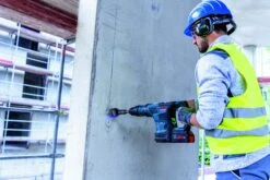 Bosch GBH 18V-36 C 18V Li-Ion Accu BiTurbo SDS-Max Boorhamer Set (2x 8,0Ah) In Koffer - 7J - Koolborstelloos - 0611915002 -Beste Gereedschaps Winkel e3a5dc79ff2f268e66ddc525075b6a6a