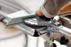 Festool PRECISIO CS 50 EBG Trek-/afkortzaagmachine - 1200W - 190mm - 574765 10 Festool PRECISIO CS 50 EBG Trek-/afkortzaagmachine - 1200W - 190mm - 574765 -Beste Gereedschaps Winkel ecc0cc7f618254a215e809aa2fbc6374