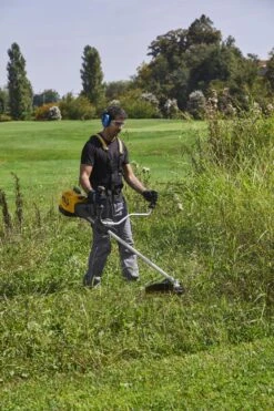 Stiga BC 760 B Benzine Bosmaaier - 52,8cc - 1,7kW - 2-takt - 45cm 27 Stiga BC 760 B Benzine Bosmaaier - 52,8cc - 1,7kW - 2-takt - 45cm -Beste Gereedschaps Winkel ff06785278550836bc51130703f3ef65